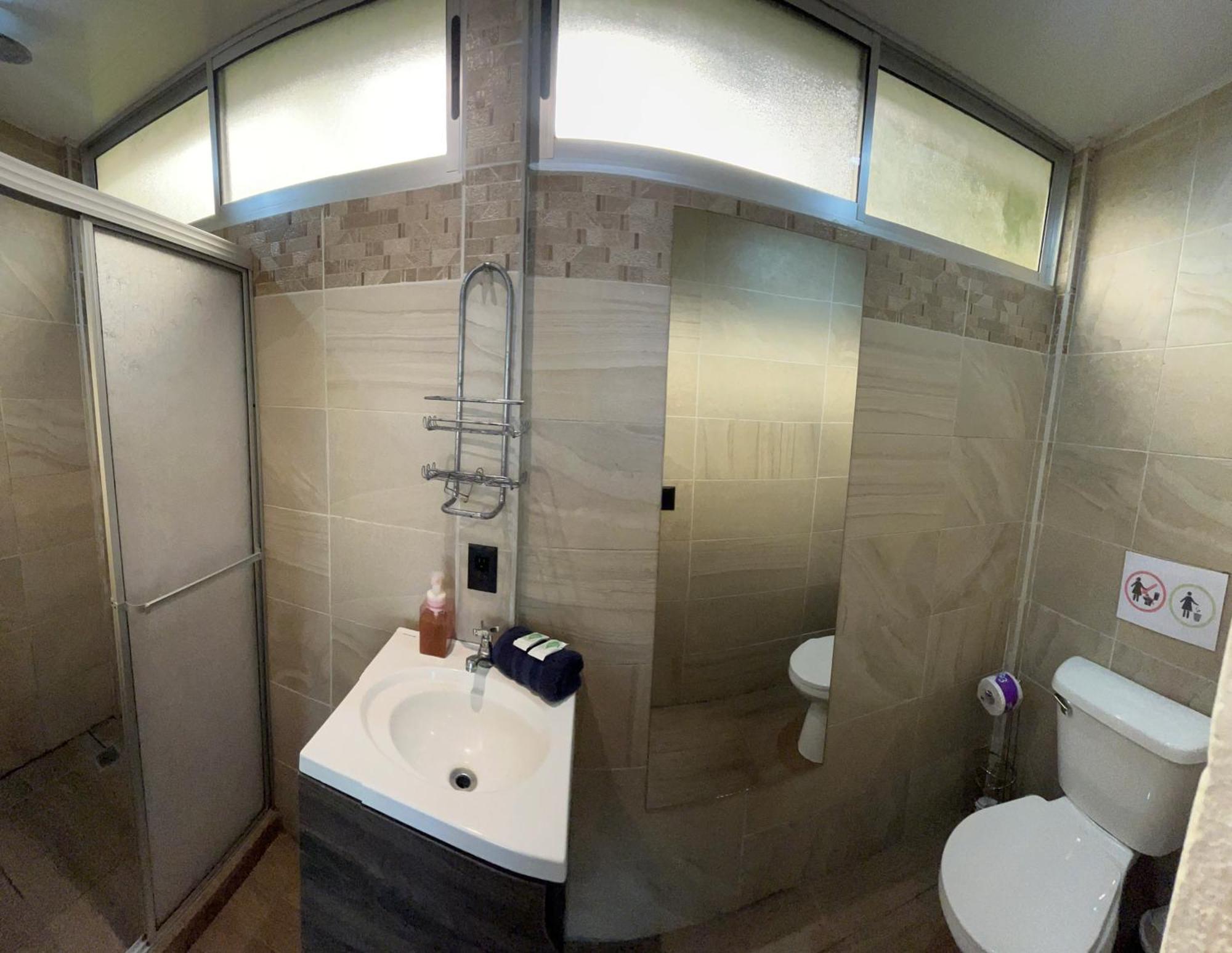 Apartamentos En El Centro De Puerto Viejo Puerto Limon Ngoại thất bức ảnh